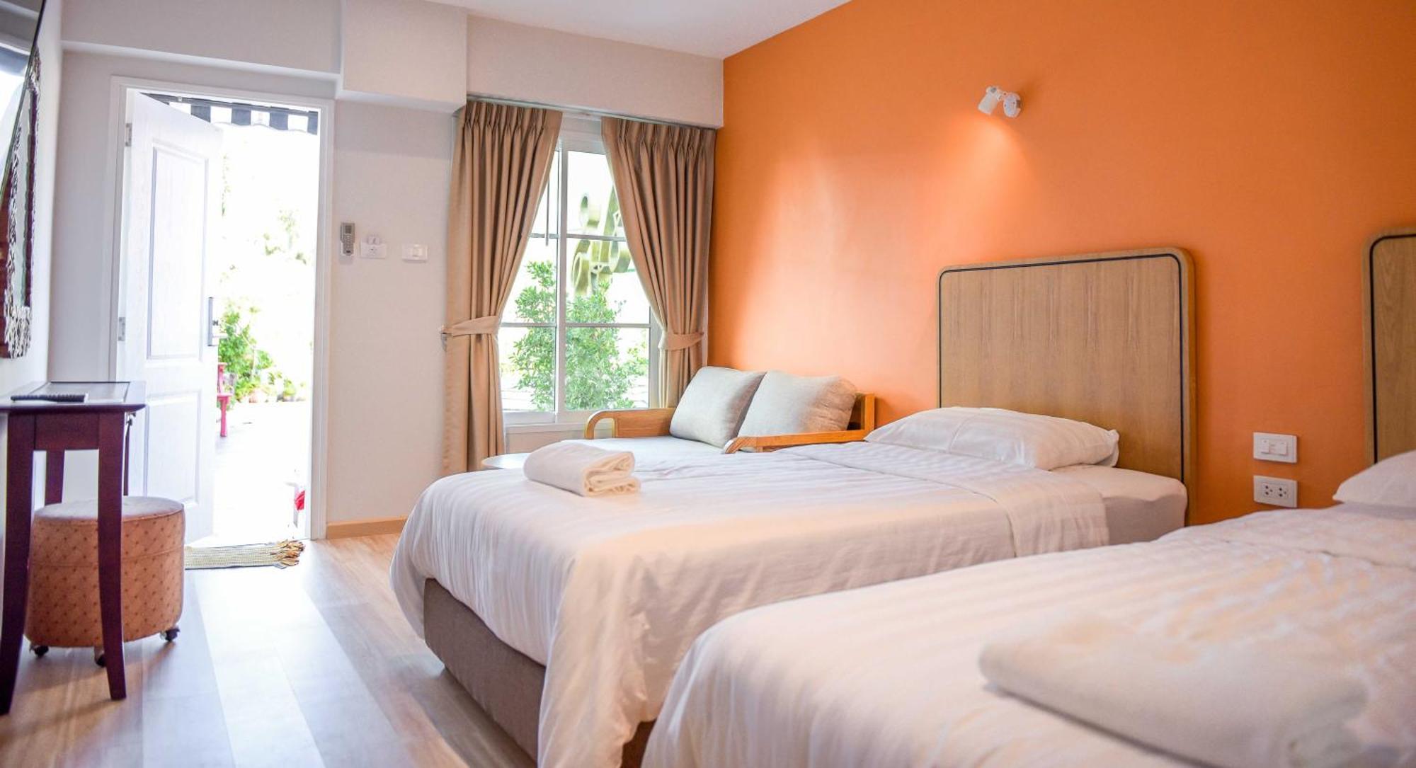 Seaman Resort Haad Chao Samran Esterno foto
