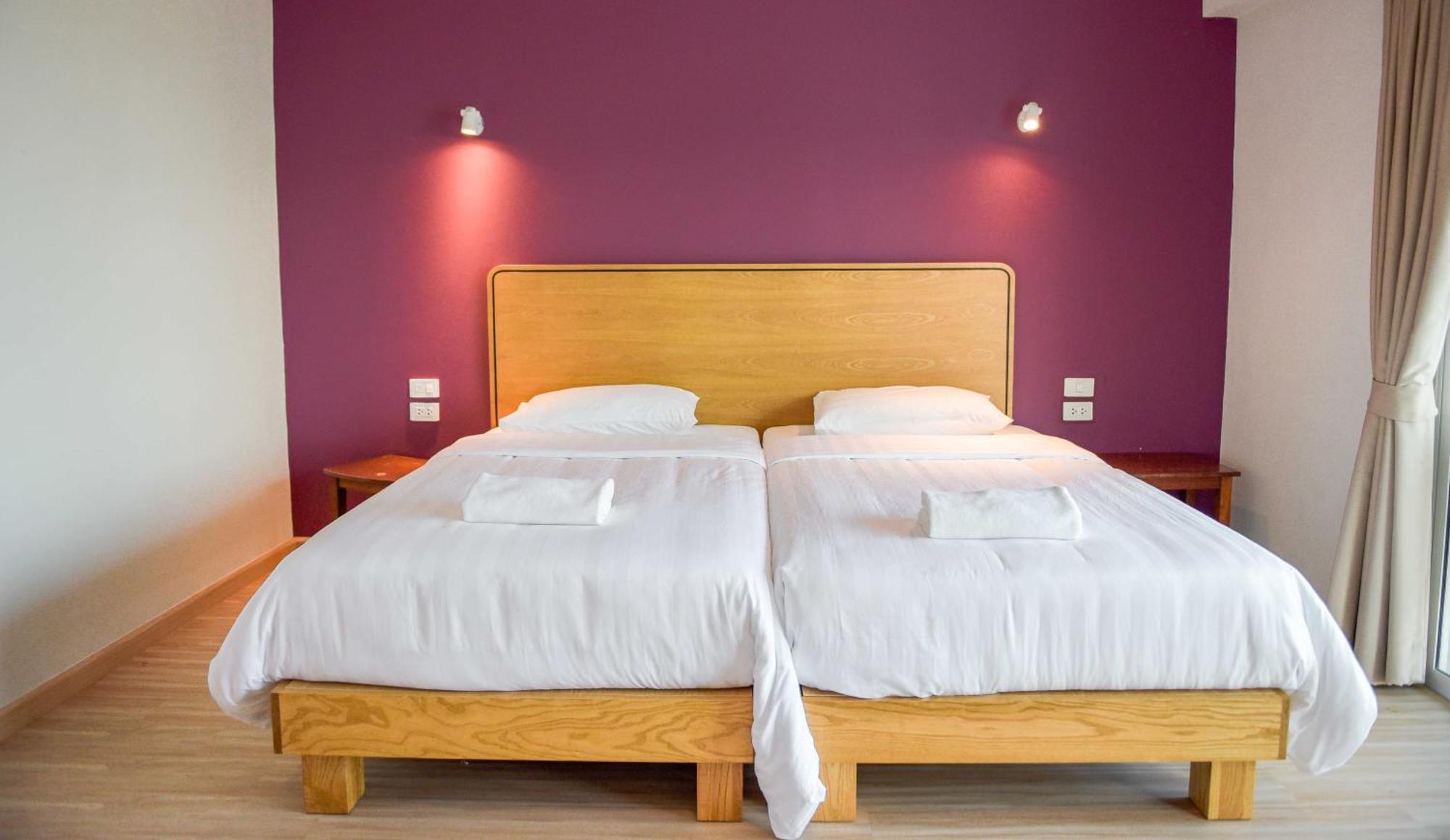 Seaman Resort Haad Chao Samran Esterno foto
